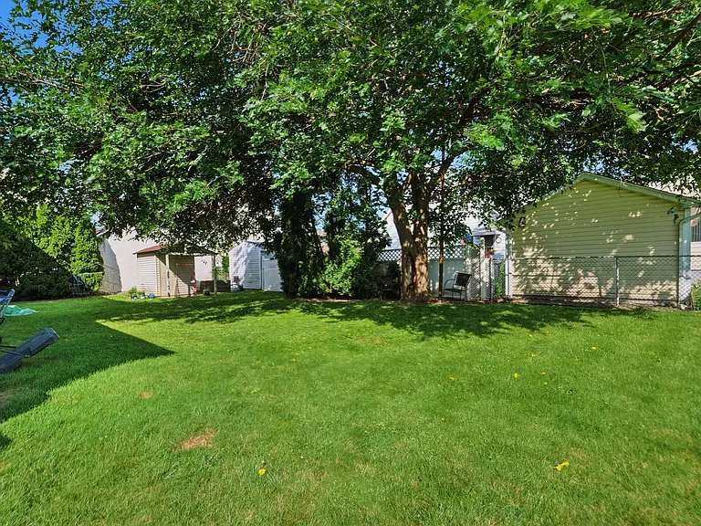 55 Marconi St #2 — Photo 19