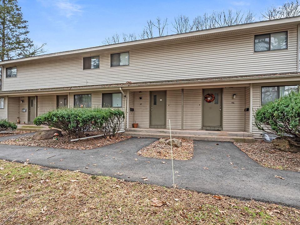 347 Oakland St Manchester CT Zillow