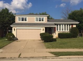 9247 N Callero Dr, Niles, IL 60714