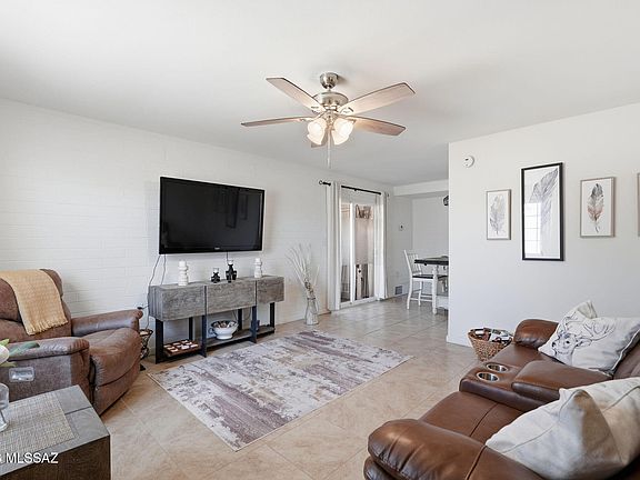 5th image of 396 N Silverbell Rd Unit A