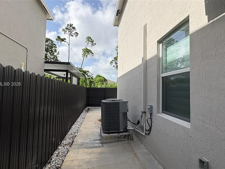 12948 SW 265th Ter — Photo 15