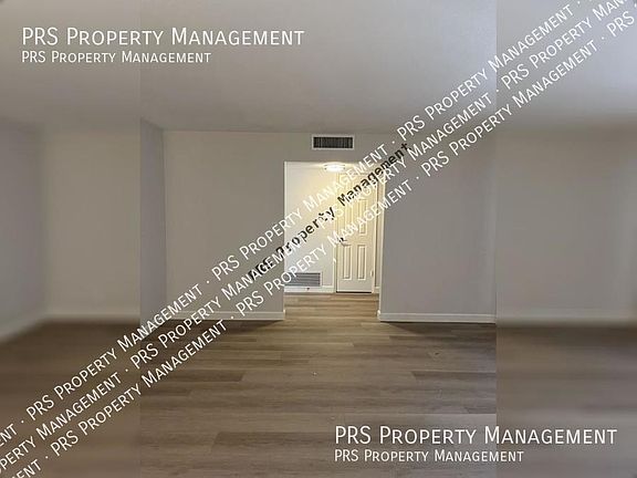 5th image of 513 E Fairmont Dr
