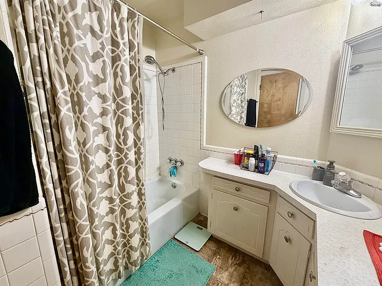 4115 Kingsbury Dr — Photo 10