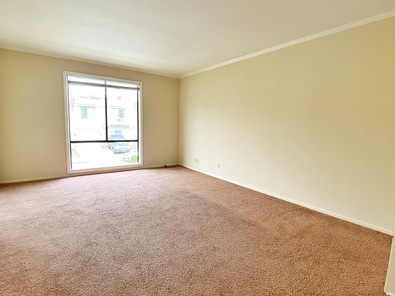 3rd image of 2519 38th Ave