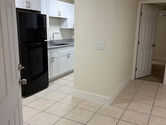 2nd image of 3019 Reiter Dr #B