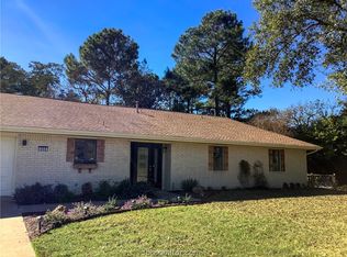 256 Golfview Dr N, Normangee, TX 77871