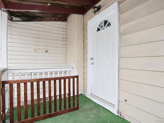 3rd image of 29 Fairview Avenue