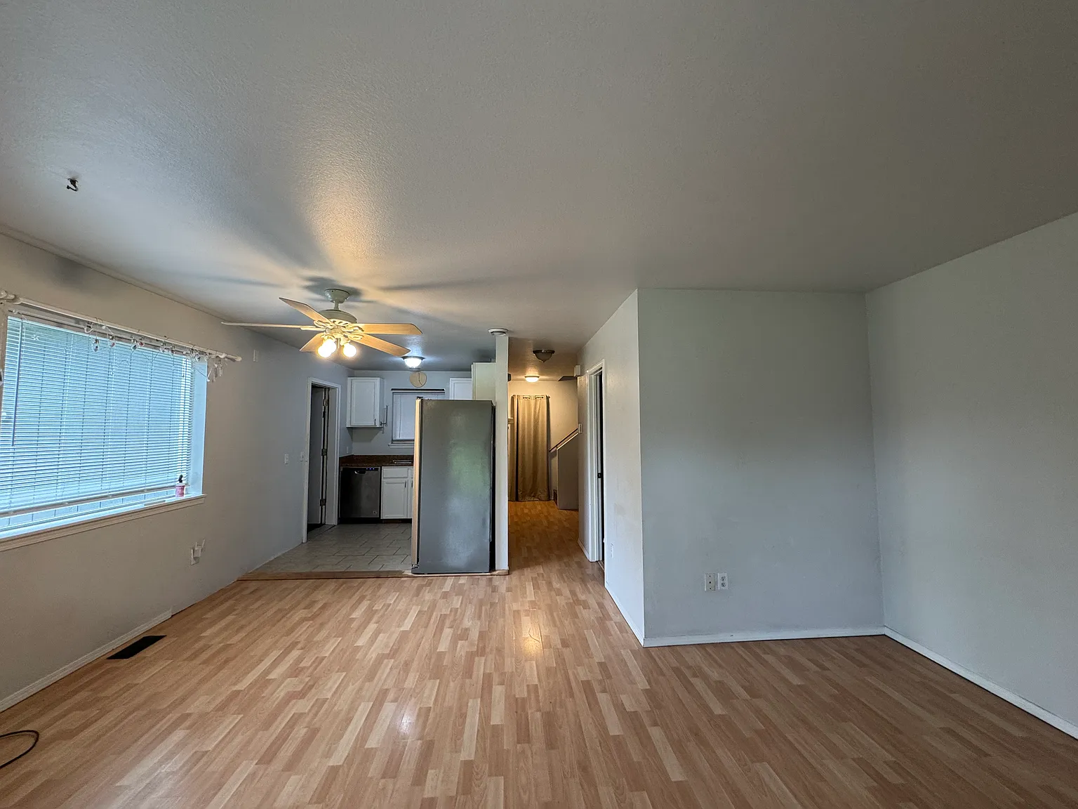 2 bed, 1125 sqft, $1,900 — Photo 4