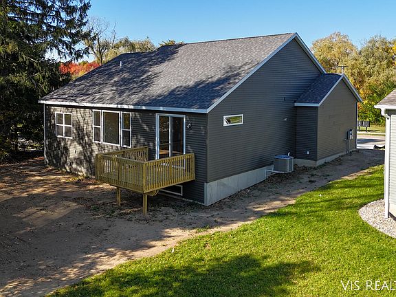 2nd image of 14782 Arcadia Woods Dr