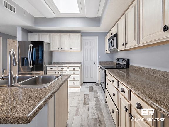 4th image of 27800 Canal Rd APT 502