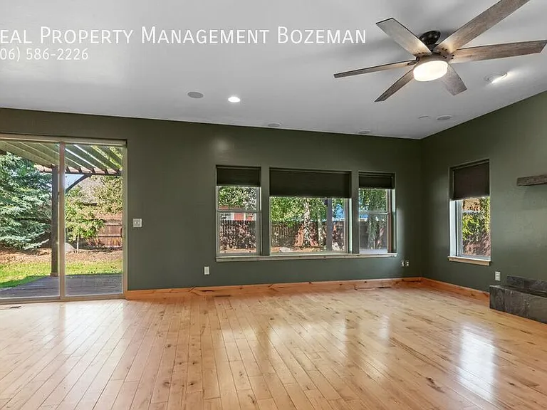 971 Longbow Ln — Photo 13