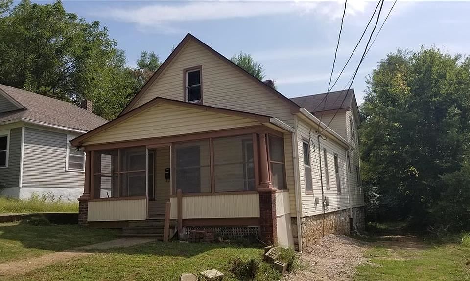 1st image of 1215 Greeley Ave