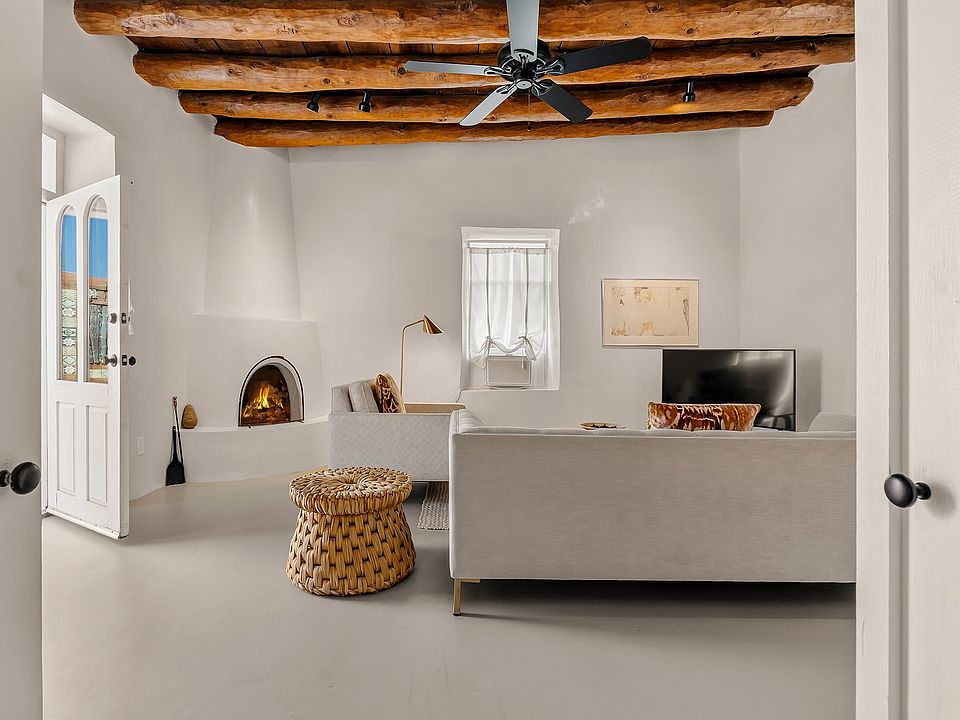 1st image of 447 Cerrillos Rd Suite 6