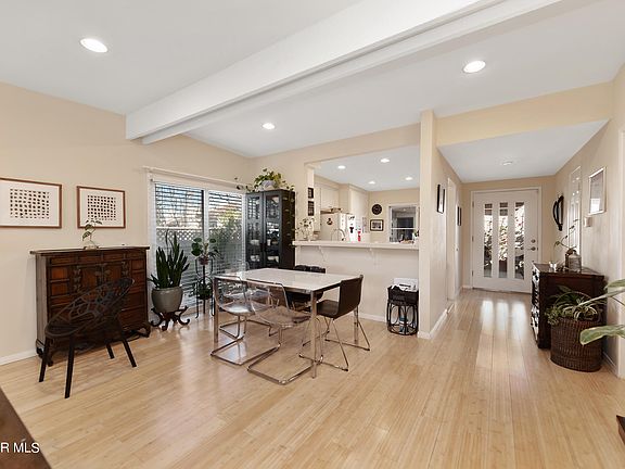 4th image of 618 Knollview Ln