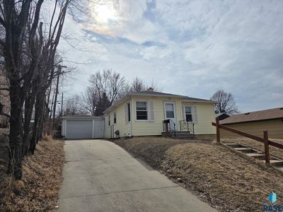 2213 W 15th St, Sioux Falls, SD, 57104