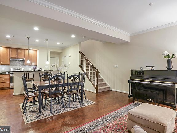 5th image of 9545 Hyde Pl