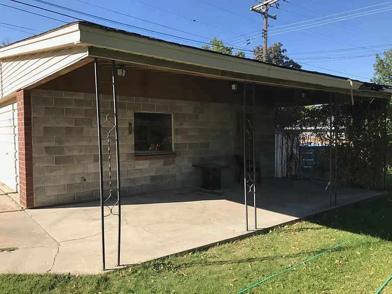 379 N 250 E — Photo 5