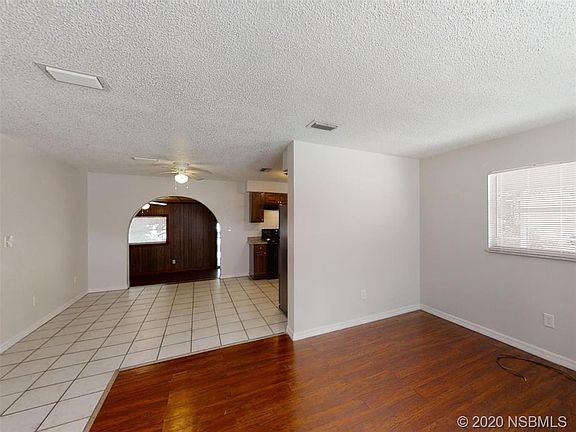 3rd image of 2426 Cardena Ave