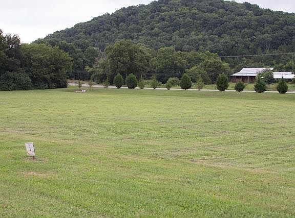 2nd image of 3824 Stonecrest Dr #9