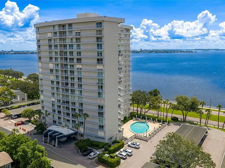 2611 Bayshore Blvd #1805 — Photo 58