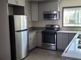 8906 Carlton Oaks Dr #2, Santee, CA 92071