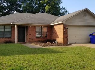 1450 Southern Hills Dr, Conway, AR 72034