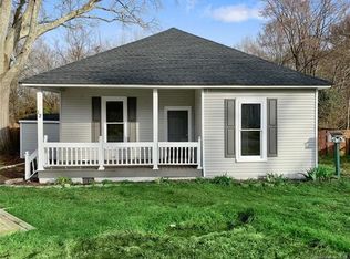 12 Rose St, York, SC 29745