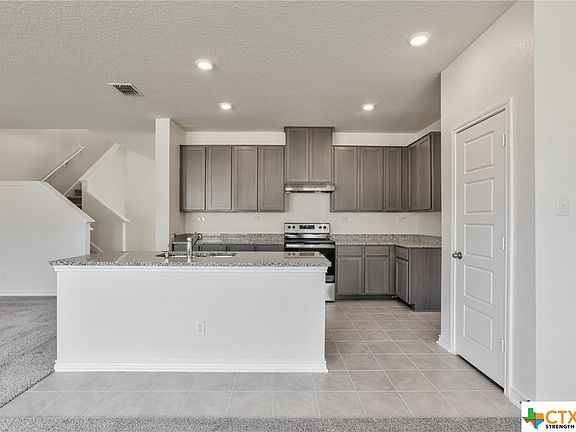 5th image of 546 Deer Crest Dr