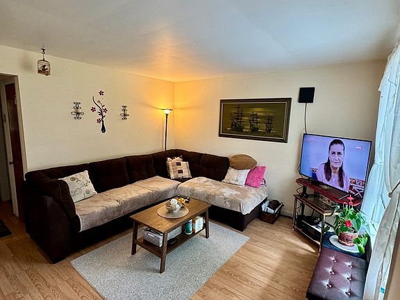 2nd image of 11322 S Avenue G