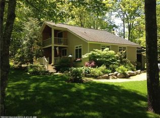 30 Pleasant Ridge Dr, Camden, ME 04843