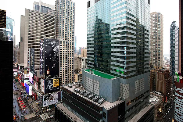 Sold by Keller Williams NYC | media 22