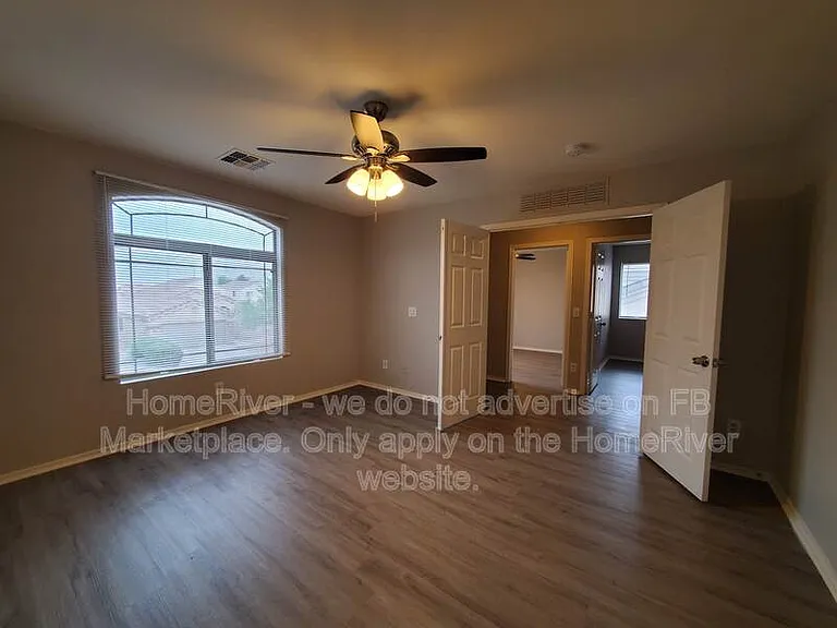 8504 W Jocelyn Ter — Photo 11