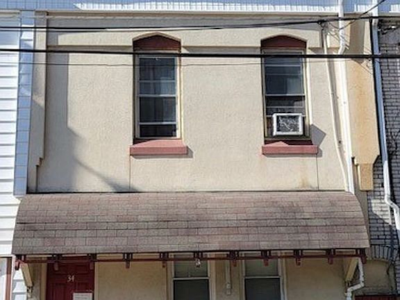 2nd image of 34 S Penn St Floor 3