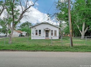 270 Country Ln, Cibolo, TX 78108