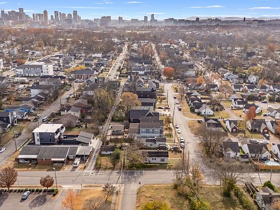 3rd image of 2022 Owen St