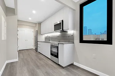 Rented by Safdie Realty Group