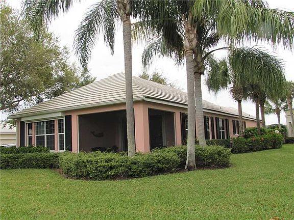 3rd image of 1405 Saint Catherines Cir