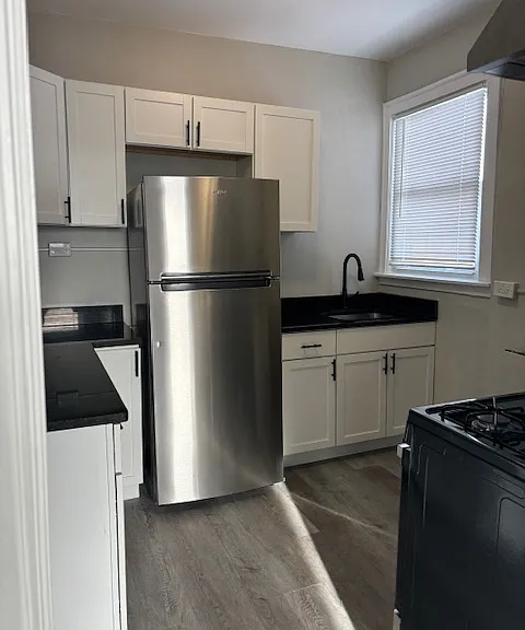 124 1/2 E Sibley St #35 — Photo 2
