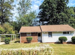 909 Anne Ave, Winston Salem, NC 27127