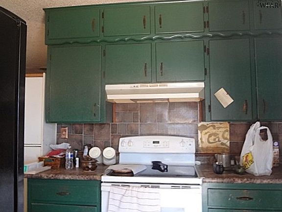 5th image of 1305 Westridge Ln