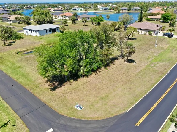 17175 Cape Horn Blvd #1, Punta Gorda, FL 33955