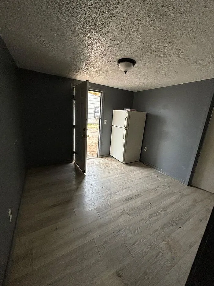 1 bed, 1.0 bath, $485 — Photo 4