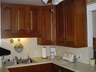 4th image of 1406 Colgrove Ave