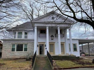 705 S Main St, Ligonier, IN 46767