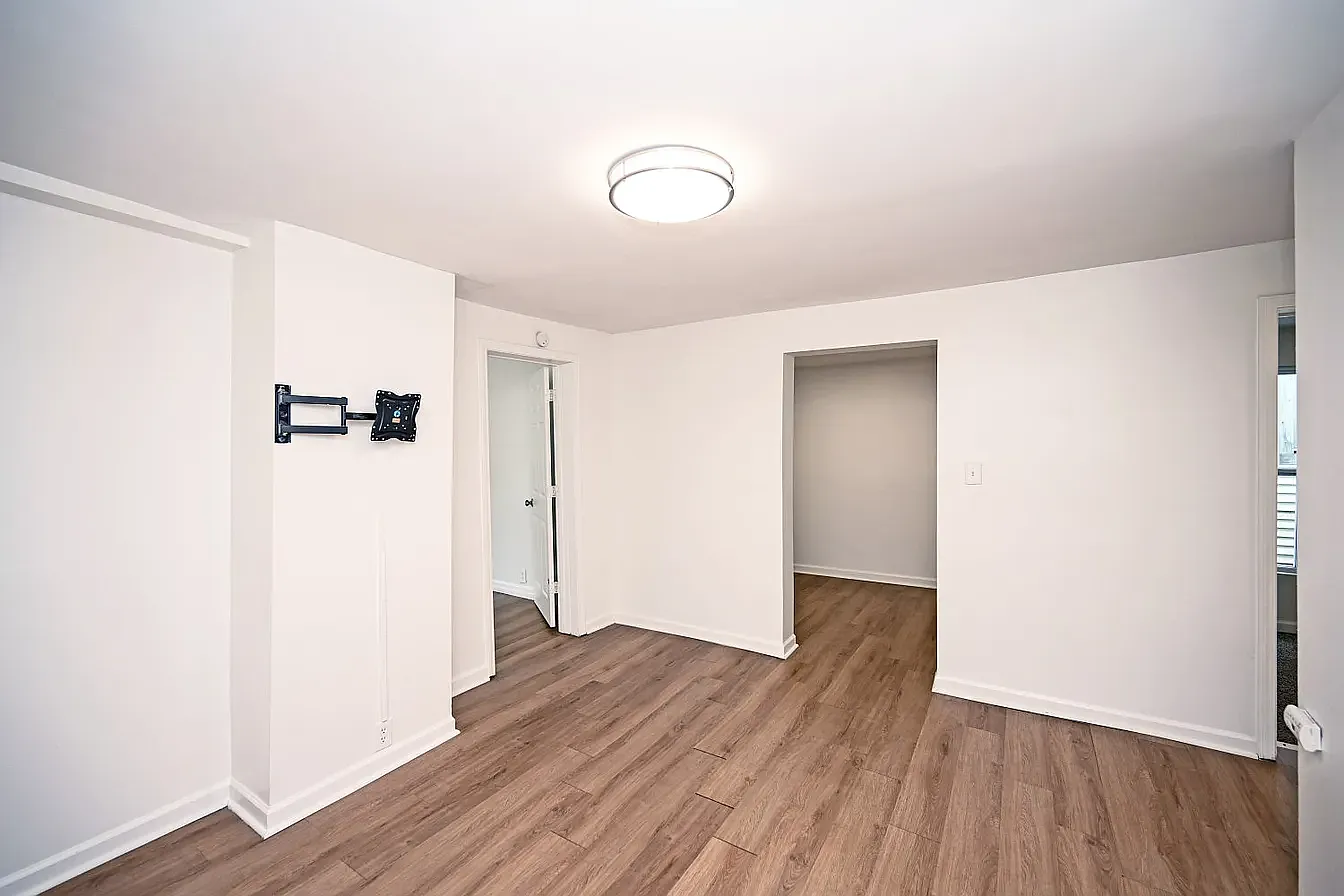 2 bed, 900 sqft, $1,450 — Photo 2