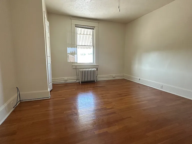 21 N Braddock St #2 — Photo 10