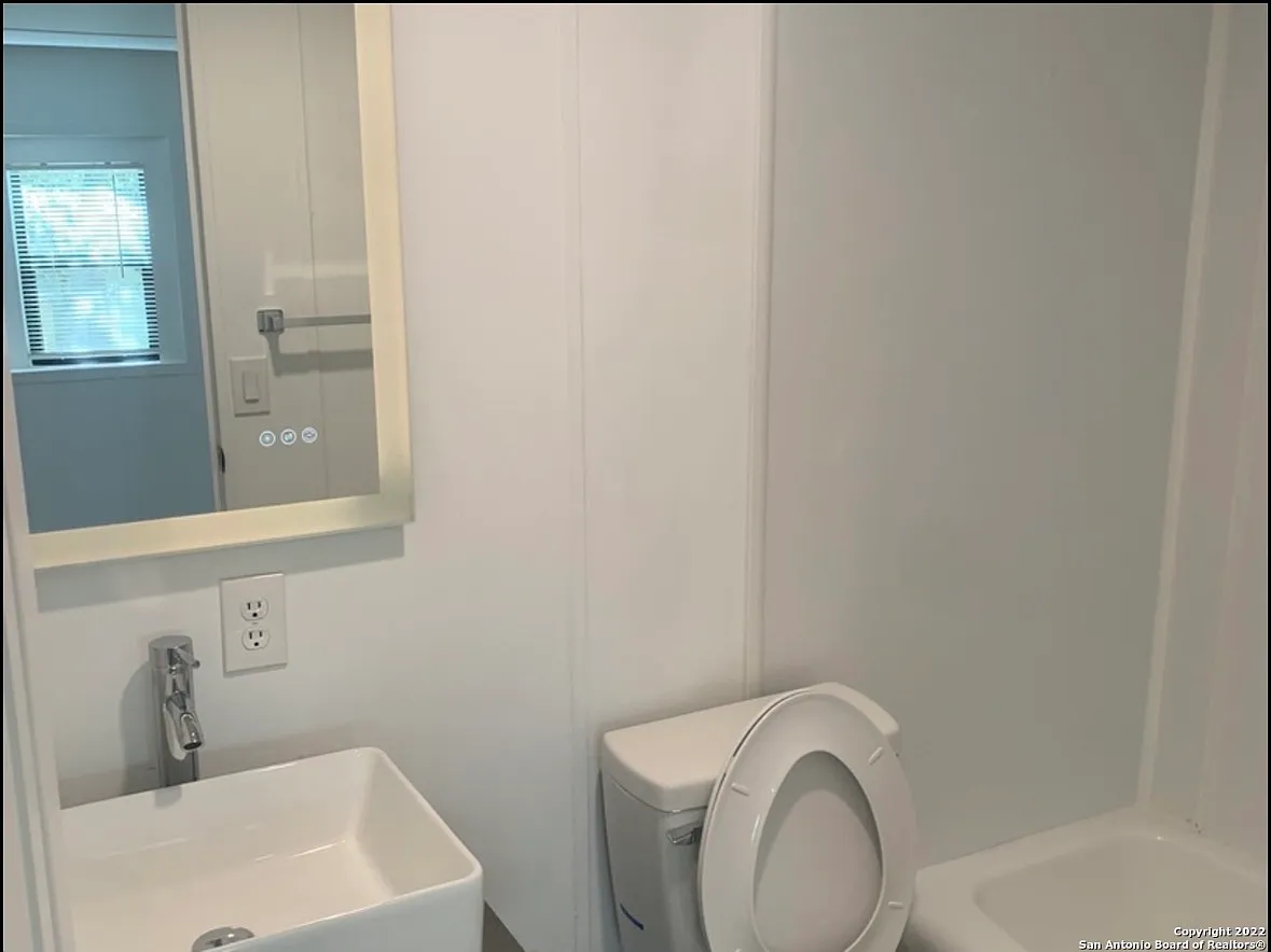 2 bed, 1252 sqft, $1,400 — Photo 4