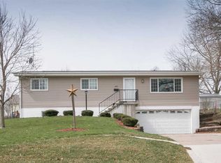 460 N Ella St, Riverside, IA 52327