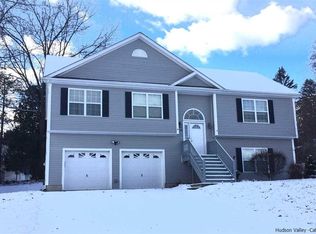 15 Diana Ridge Rd, Highland, NY 12528