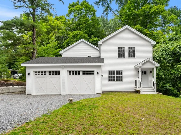 48 Island Rd, Lunenburg, MA 01462